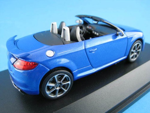 Audi TT RS Roadster in Arablau Spark Audi Sport im Maßstab 1:43 OVP NEU - Picture 6 of 10