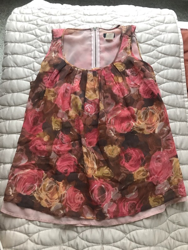 J Crew Ladies Sleeveless Silk Top XS Floral Pattern Zip Up Back