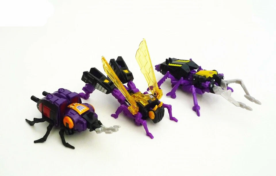 Set 3 Transformers Legends Insecticons Bombshell Shrapnel Kickback Toy Figurine - Image 4 of 4