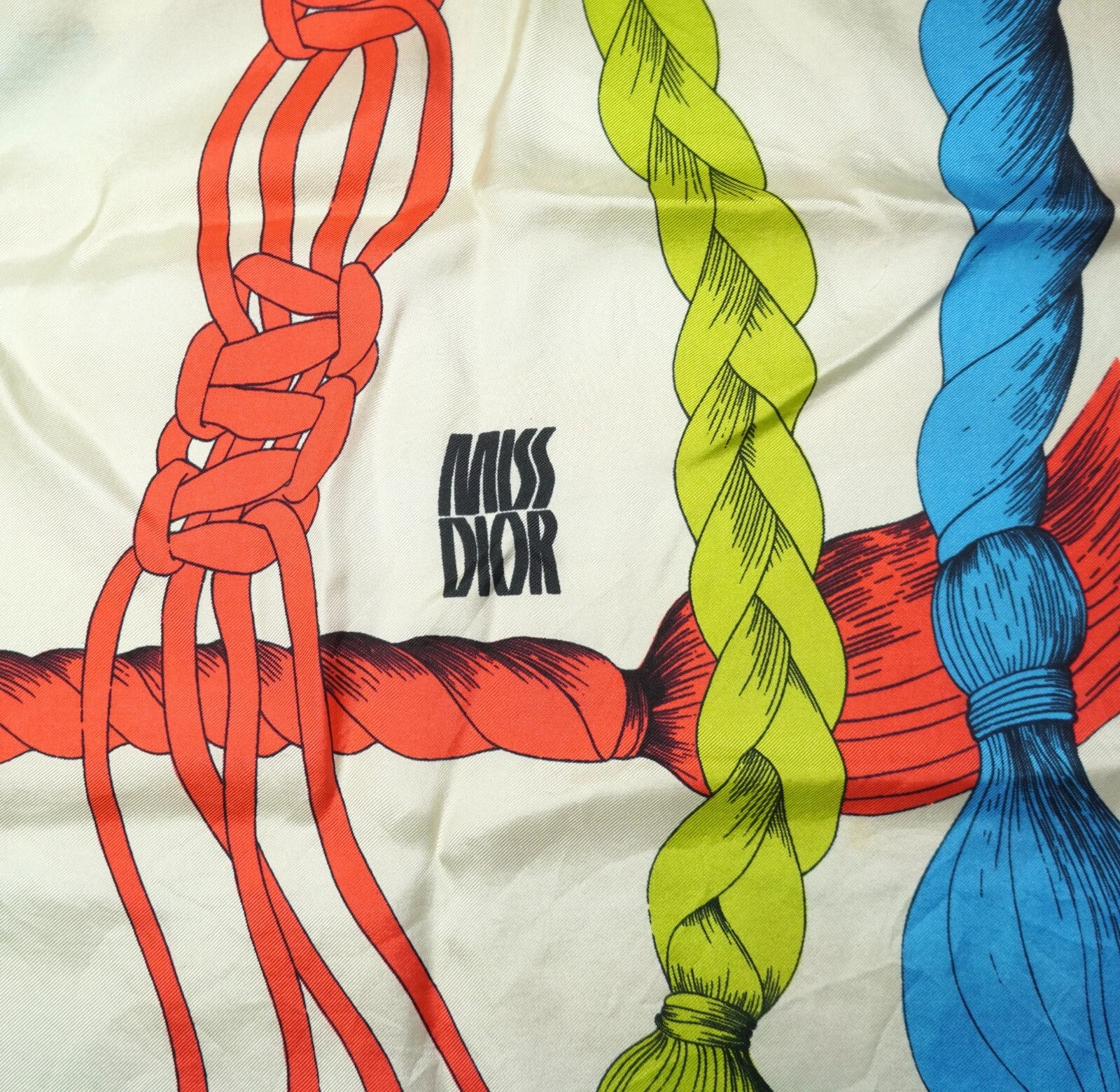 Foulard vintage MISS DIOR en soie motif pompon corde carré 30