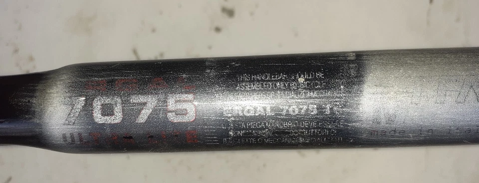 Piega manubrio bici corsa marcato ITM ERGAL 7075, larghezza cm 43 - Immagine 4 di 4