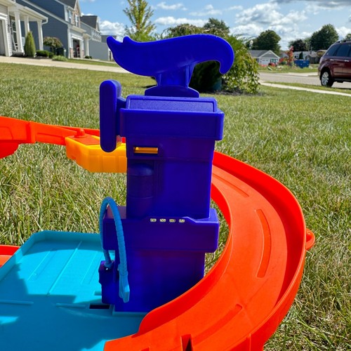 Juego Hot Wheels: Speedtropolis | ¡3 niveles de acción! Mattel 2014 | CDL36 - Imagen 3 de 6