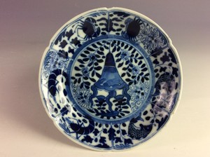 18C Kangxi export Chinese blue & white glazed porcelain saucer,