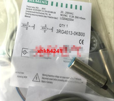 NEW SIEMENS 3RG4013-0KB00 Proximity switch