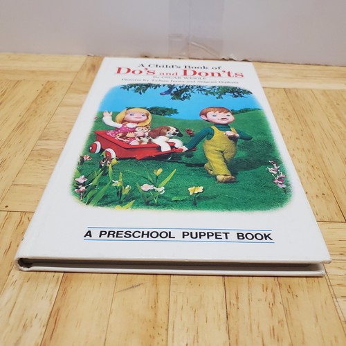 Vintage 1972 Do’s and Don’ts Weigle - A Preschool Puppet Book Children's HC - Picture 2 of 9