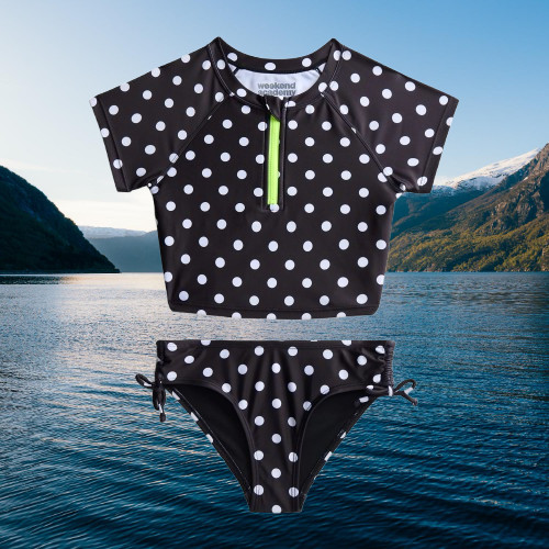 Weekend Academy Girls SIZE S 6-7 Rash Guard and Bottoms Swim Set, 2-Piece NO tag