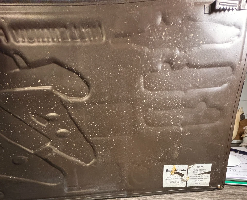 "Letrero de metal 3D Disney Star Wars Millennium Falcon 2012 decoración de pared 21"" X 10""" Foto 4 de 4