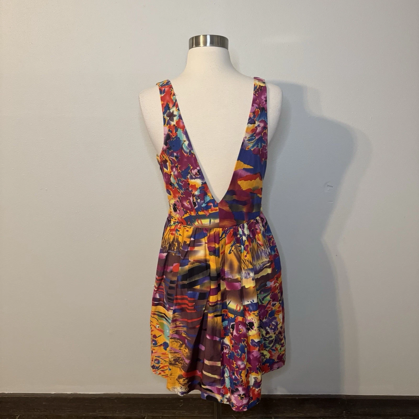 VETEMENTS Abito Ducky in gomma taglia small astratto multicolore lunghezza ginocchio foderato 100% seta