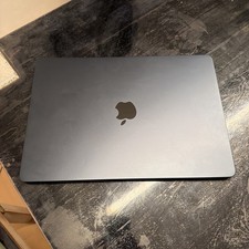 Apple MacBook Air, 15 Zoll, 2024, Mitternacht Blau, M3, 512 GB SSD