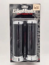 Bikemaster Black Touring Chrome Trim Foam Hand Grips 17-0570 NOS 150mm