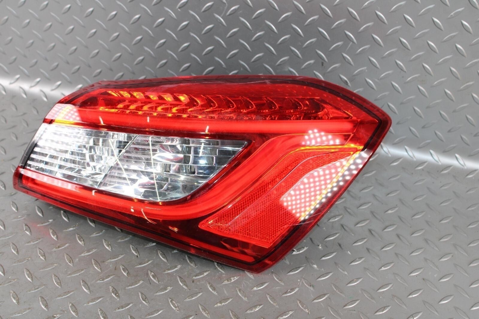 Maserati Ghibli 2014-2020 Right Outer Tail light
