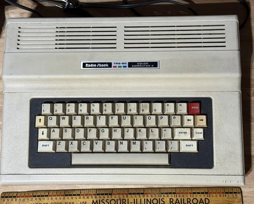 Tandy RadioShack TRS-80 Color Computer 2 AS-IS FOR PARTS/REPAIR
