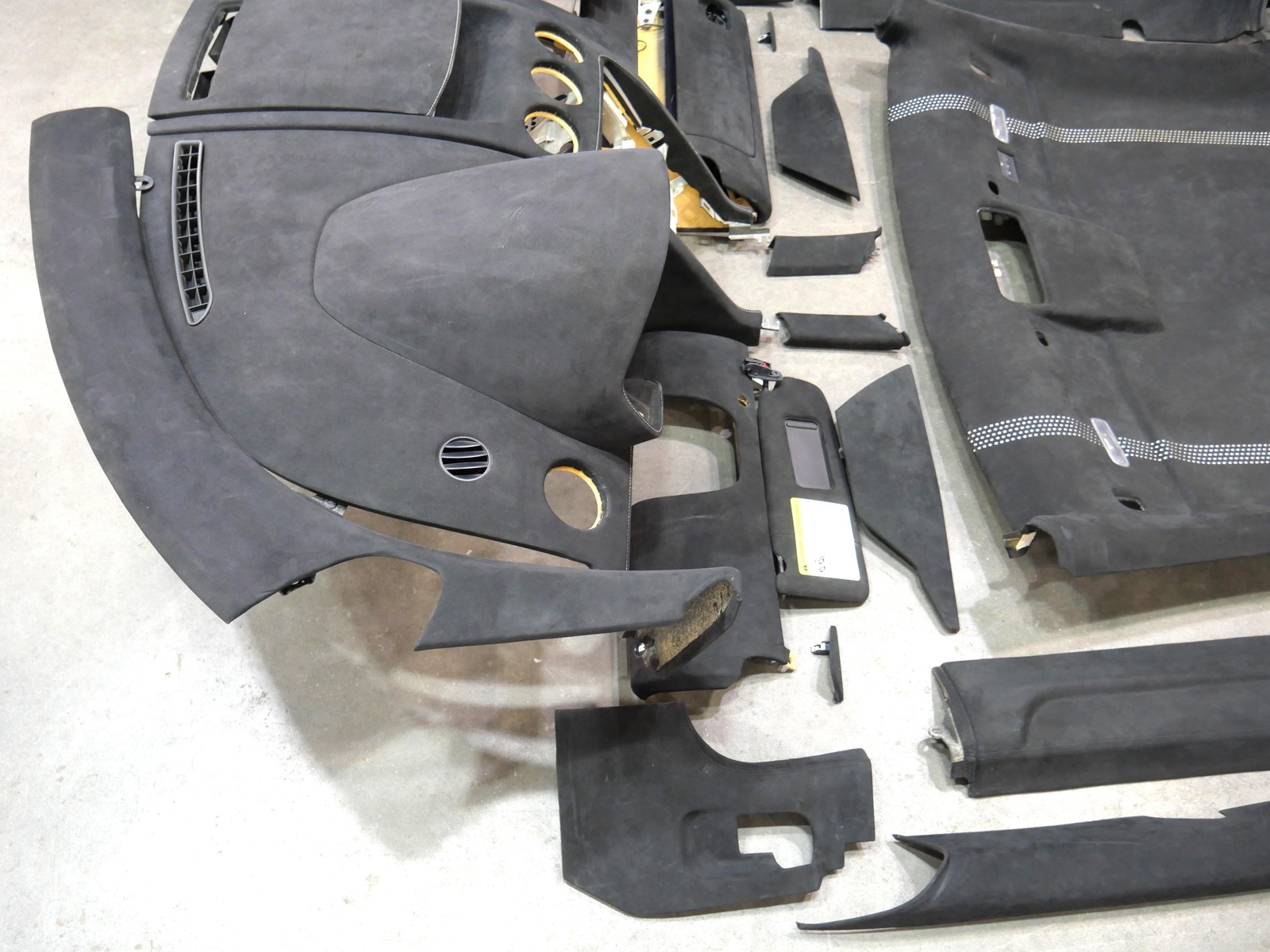 Used Alcantara Interior Dash Headliner 2009-2013 Lamborghini Gallardo LP570 OEM