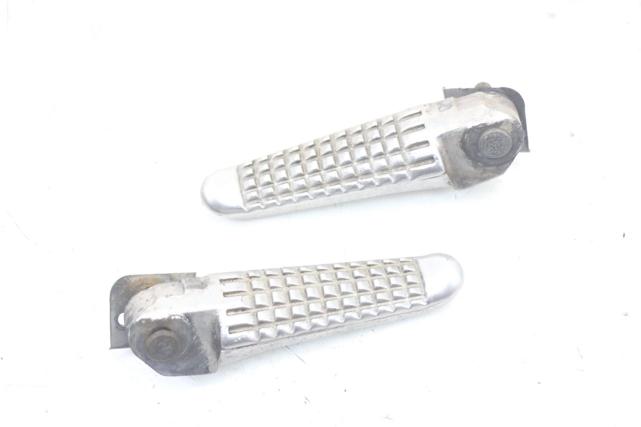 PAIR OF REAR FOOTRESTS - SUZUKI SV S 650 (1999 - 2002)