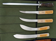 D. RUSSELL 6 PC GREEN RIVER CARBON KNIFE PACKAGE WITH HEAVY AUSSIE CANVAS WRAP