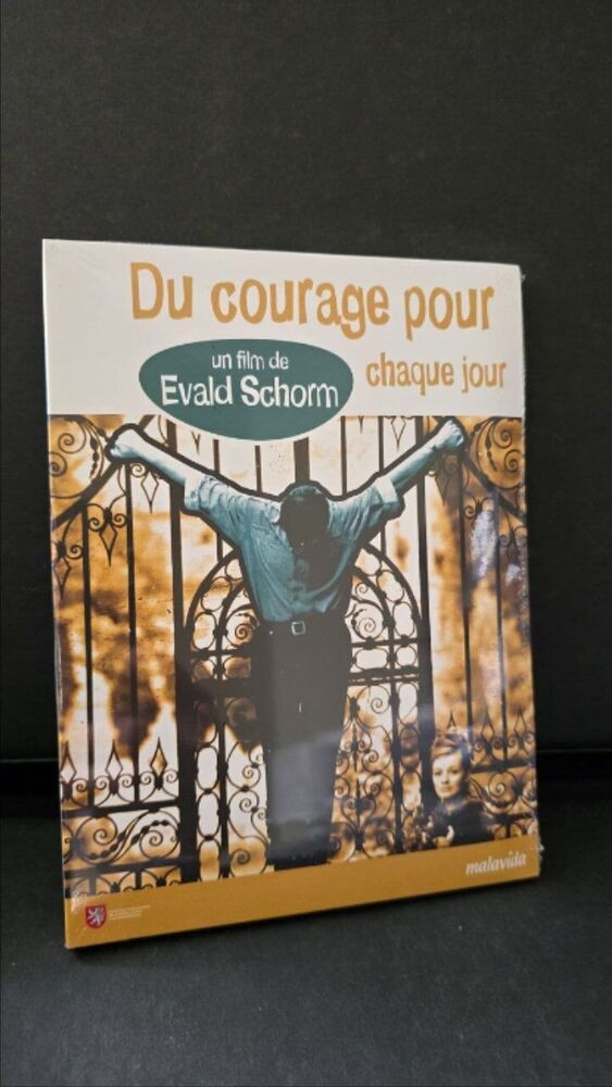 Courage For Every Day - New In Blister | New
