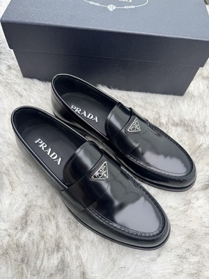 PRADA Brushed Leather Loafer | UK7 US8 EU41 | Triangle Logo Shoes Classic Flat