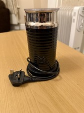 NESTLE NESPRESSO AEROCCINO 3 MILK FROTHER 3694 BLACK COFFEE LATTE