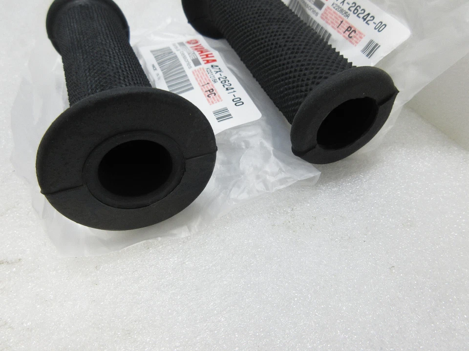 Yamaha FZR1000 TZR250 RZ350 Rubber Grip L/R OEM Tube 47X-26241-00 47X-26242-00 Foto 3 de 4