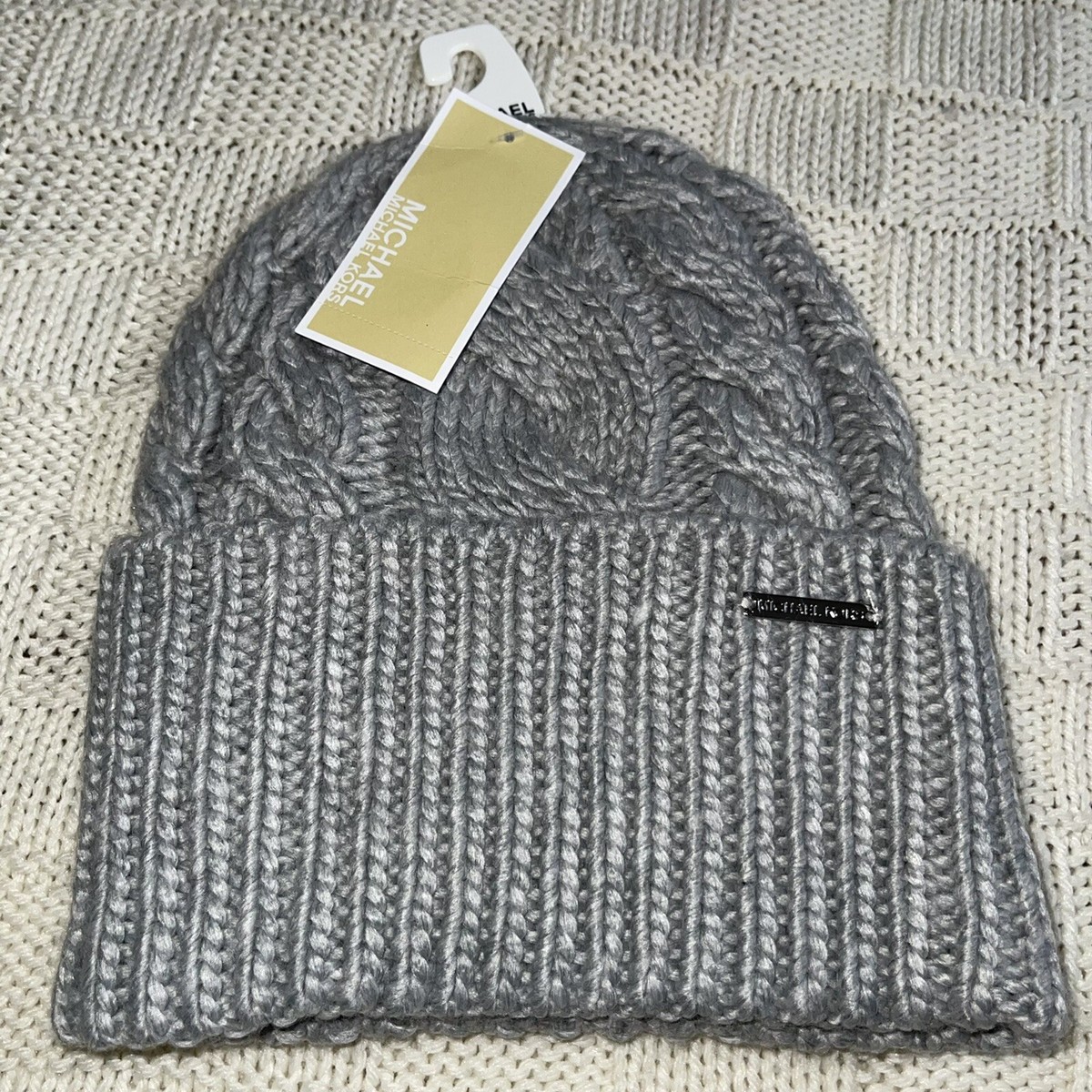 Michael Kors Womans Cable Knit Grey Winter Beanie Hat Michael Kors Women`s Cable Knit Teddy Fleece | Mercari main image 4