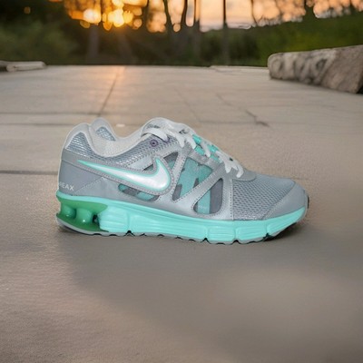 NIKE REAX ROCKET 2 WOMEN'S RUNNING SHOES - WOMEN'S SZ 8