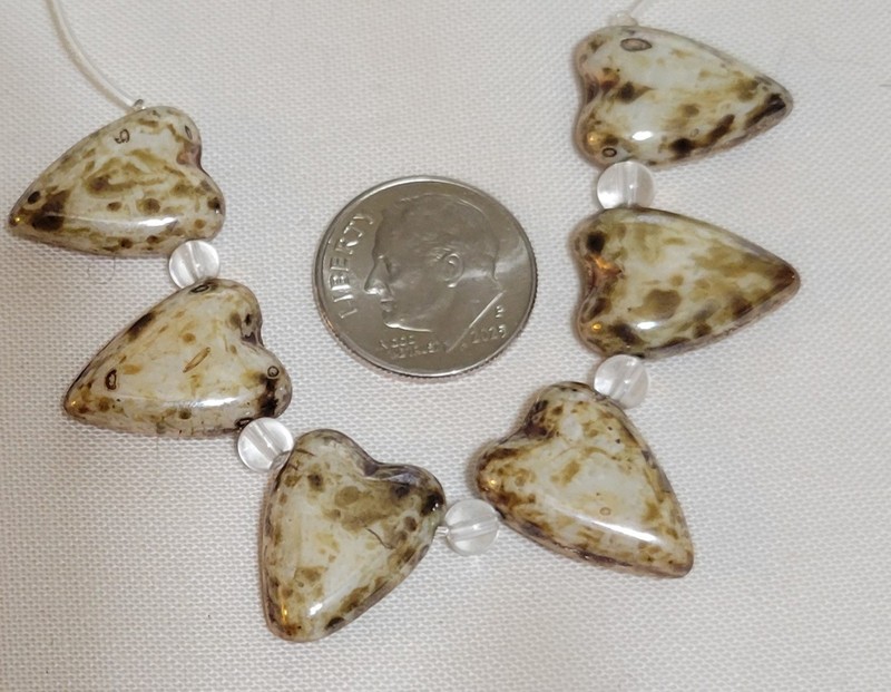 L493 18x13mm pressed glass heart beads. will combine to save on shipping 