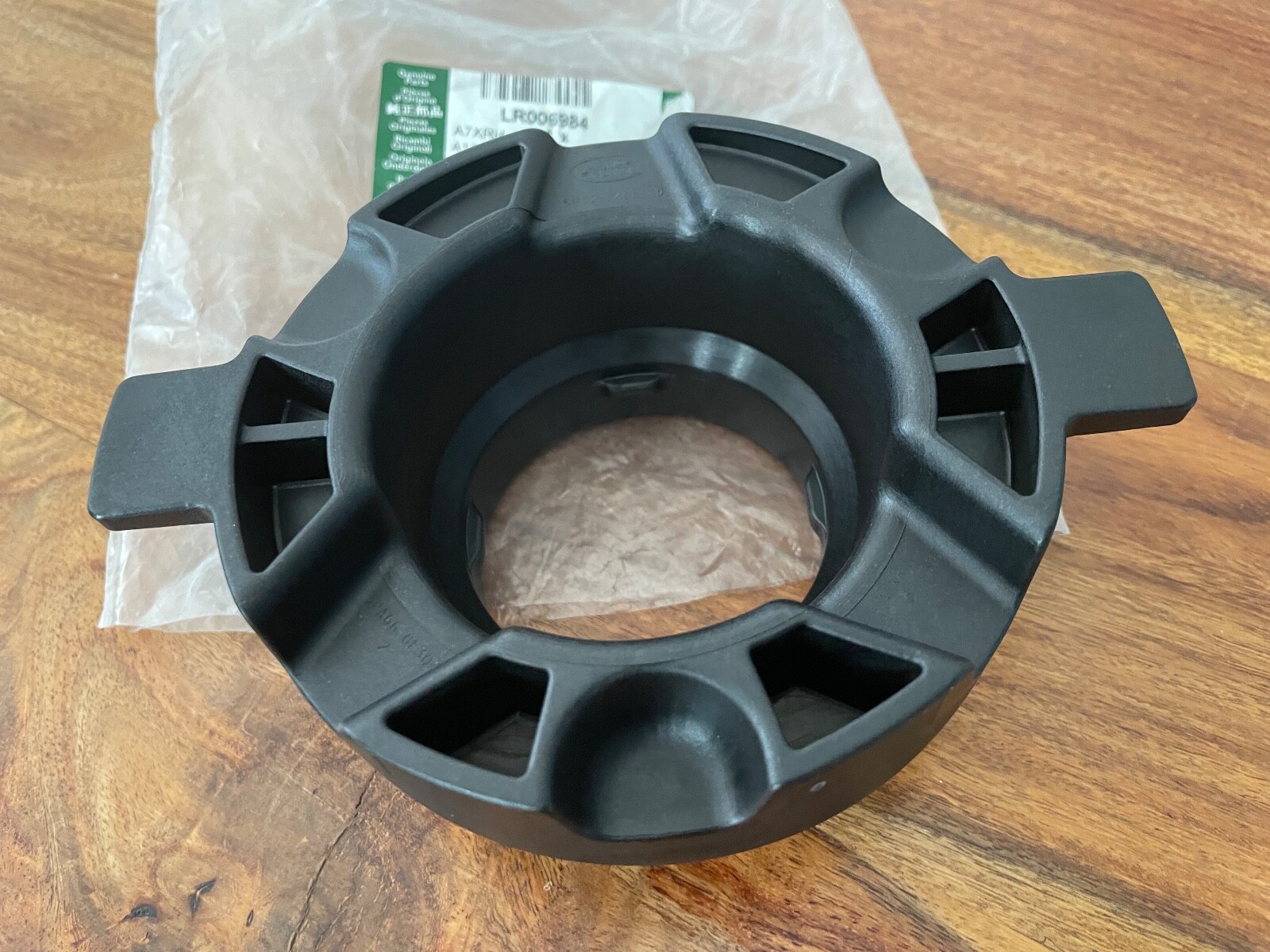 Land rover lr006984