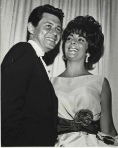 Elizabeth Taylor Eddie Fisher Vintage 1961 Candid Original Stamped Photograph Ebay