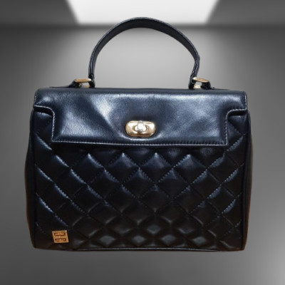GIVENCHY Quilted Top Handle Bag Matelasse Handtasche Schwarz Lammleder 4G Log...