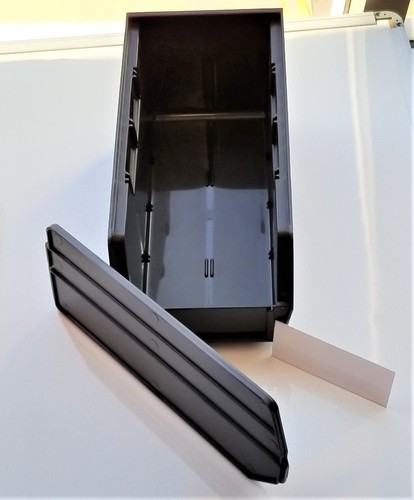 Uline plastic stackable bins (New) w/ Dividers 11"x 5 1/2"x 5"(Qty 6) - Picture 6 of 7