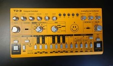 Behringer TD-3-AM Analog Bass Line Desktop Synthesizer Yellow Tested