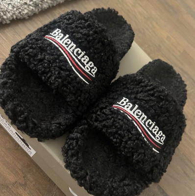 balenciaga slides (black,white,pink,tan)