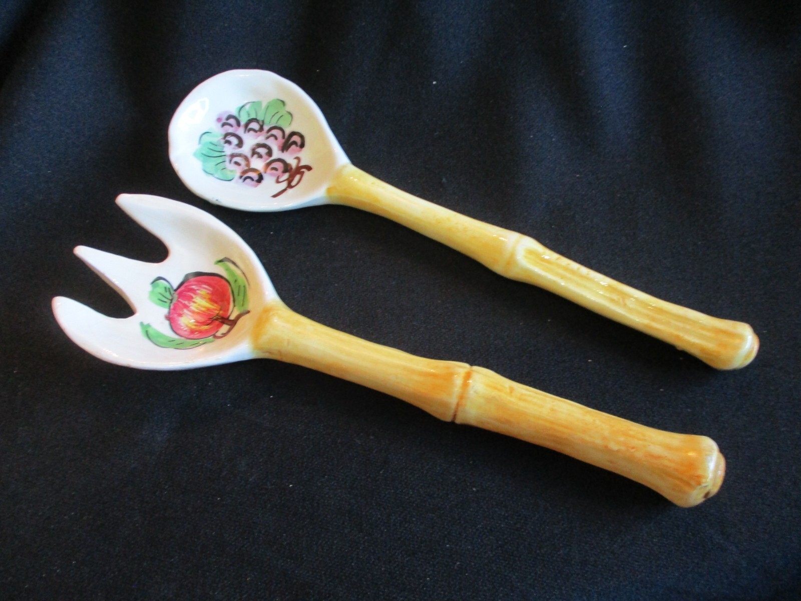 VINTAGE ITALY SIGNED CERAMIC SALAD FORK & SPOON