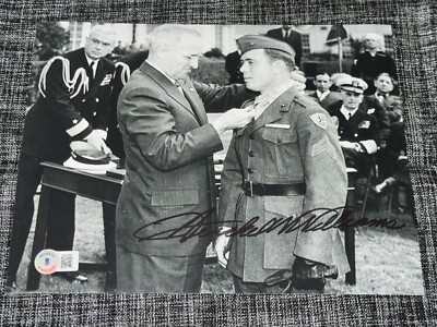 HERSHEL WILLIAMS SIGNED AUTO 8X10 PHOTO MEDAL OF HONOR IWO JIMA BECKETT BAS COA