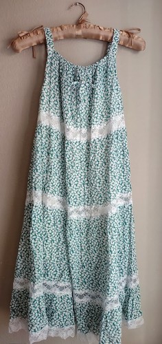 Frühling Blätter & Spitze hauchdünn Voile Sommer Strand Rüschen Stufen Kleid Gr. M - Bild 2 von 7