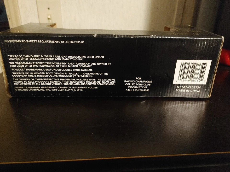 1993 Ernie Irvan #28 Racing Champions Premier Edition Very Rare!~L/E 1 of 5000 - Image 4 of 4