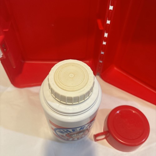 VINTAGE Where's Waldo Lunch Box with Thermos 1990 Retro Lunchbox Collectible - Picture 7 of 10