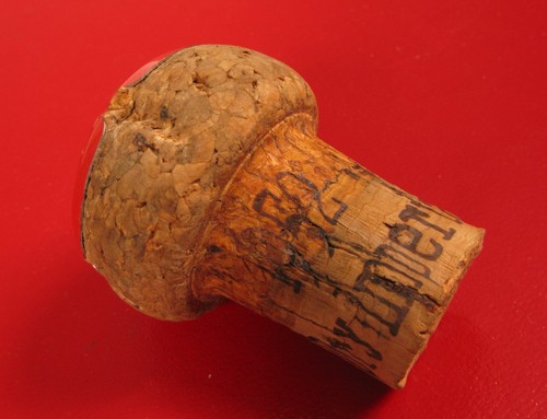 VINTAGE 1952 MOET & CHANDON DRY IMPERIAL CHAMPAGNE CORK FRANCE HAPPY NEW YEAR !! - Picture 6 of 8