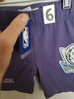 Picture 3 of 6