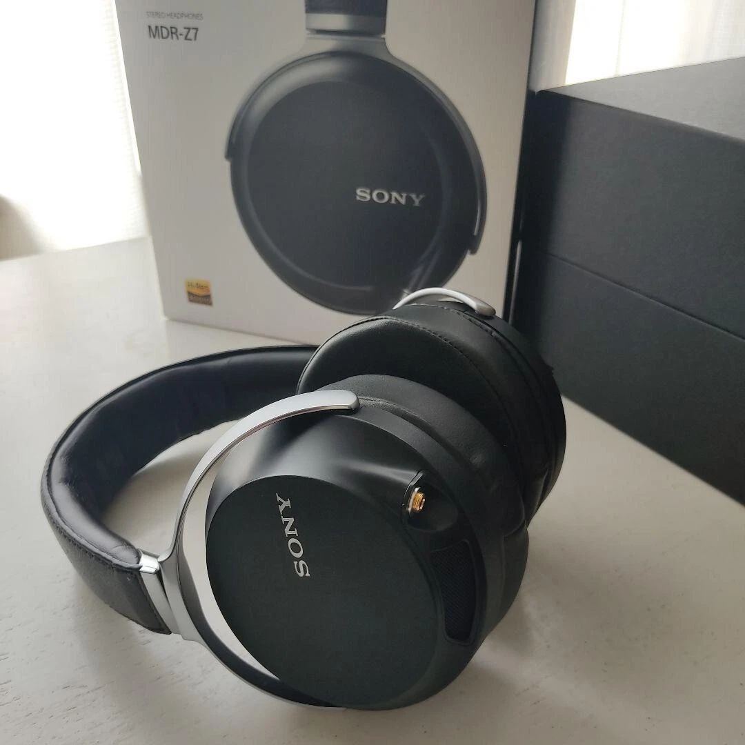 Sony MDR-Z7 High-Resolution Stereo Over-Ear Headphones Very Good Japan F/S