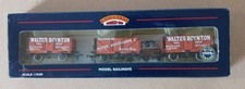 Bachmann 37-079X OO Gauge 3x 7 Plank End Door Wagons ‘Walter Boynton’ Lincoln
