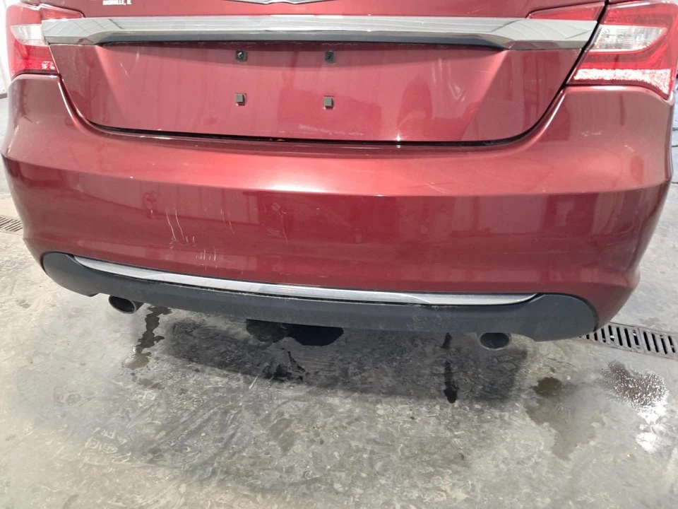 2013 Chrysler 200 Trunk Lid Sedan Used 4DR SED MRN Local Pickup Only - Image 2 of 4