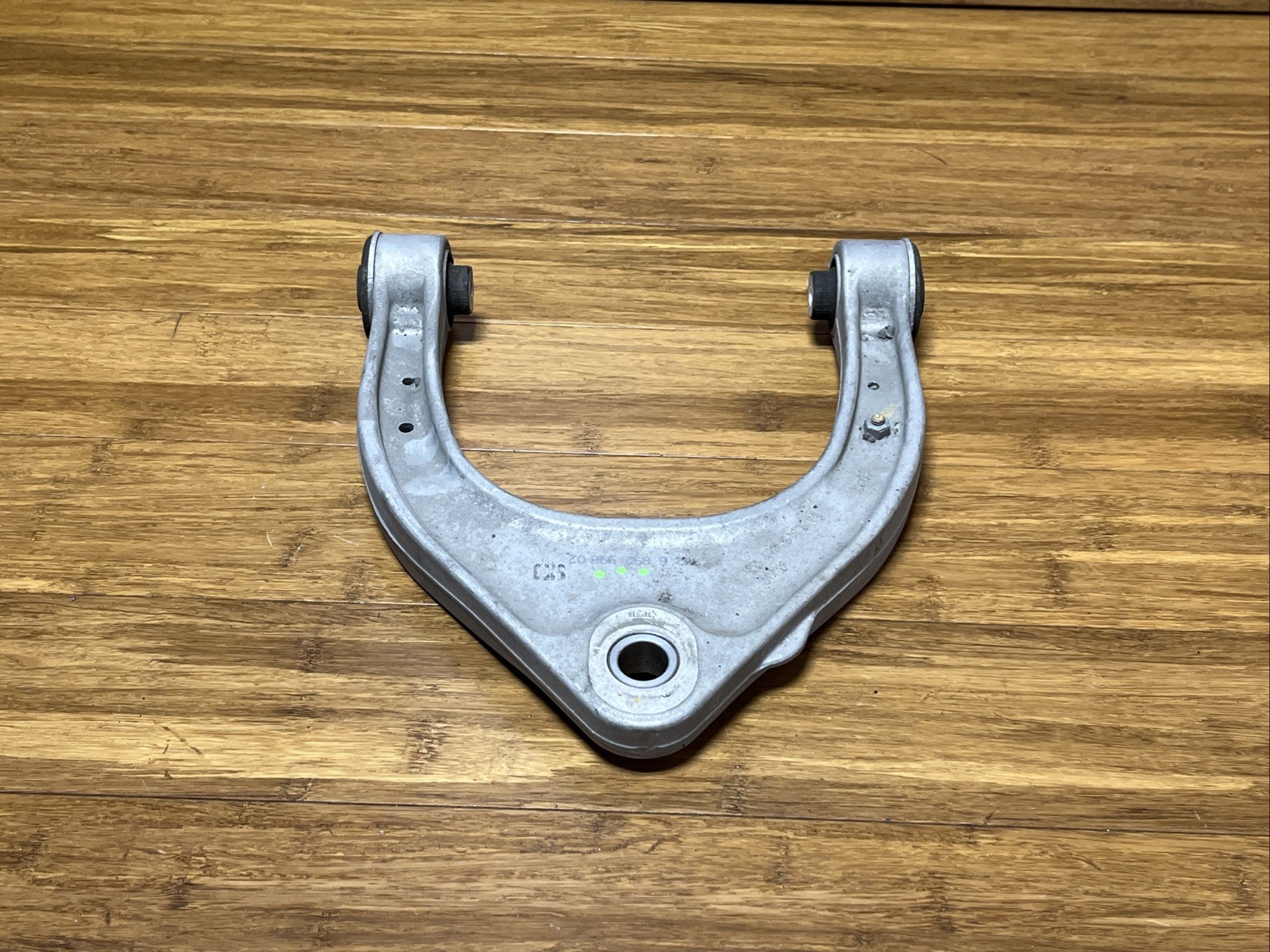2017-2023 Rolls Royce Dawn RR6 Front Left or Right Side Upper Control Arm OEM