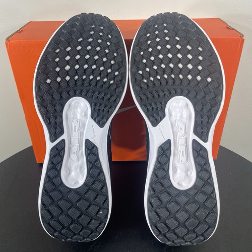 Nike Air Winflo 11 Straßenlaufschuhe "schwarz" (FJ9509-001) Expressversand Größe 10 - Bild 6 von 8