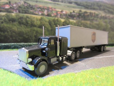 WIKING PETERBILT 40ft.-CONTAINER -SATTELZUG ''UPS'', Eigencreation