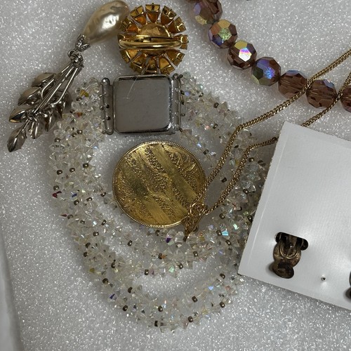 Vintage Estate Costume Jewelry Lot Bangle Rhinestone Brooch Filigree Gold Tone - Picture 10 of 16