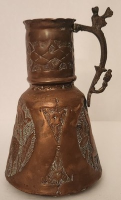 ANTIQUE MIDDLE EASTERN HAMMERED ETCHED ANIMAL COPPER COFFEE PITCHER 9.5''x7''
