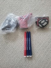 BETTINARDI GRIFFE UND KOPFBEDECKUNGEN POSTEN VON 6 STCK. NEU!!!