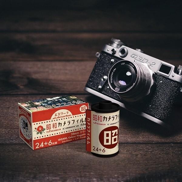 Escura Showa Camera Film 24 + 6EX color film 30 shots ISO 400 Set