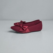 Skechers Women's Cleo Point Classy Flats With Bowl, Burgundy/Dark Red. Size 6